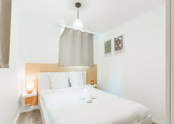 D'antonin - 50m De La *